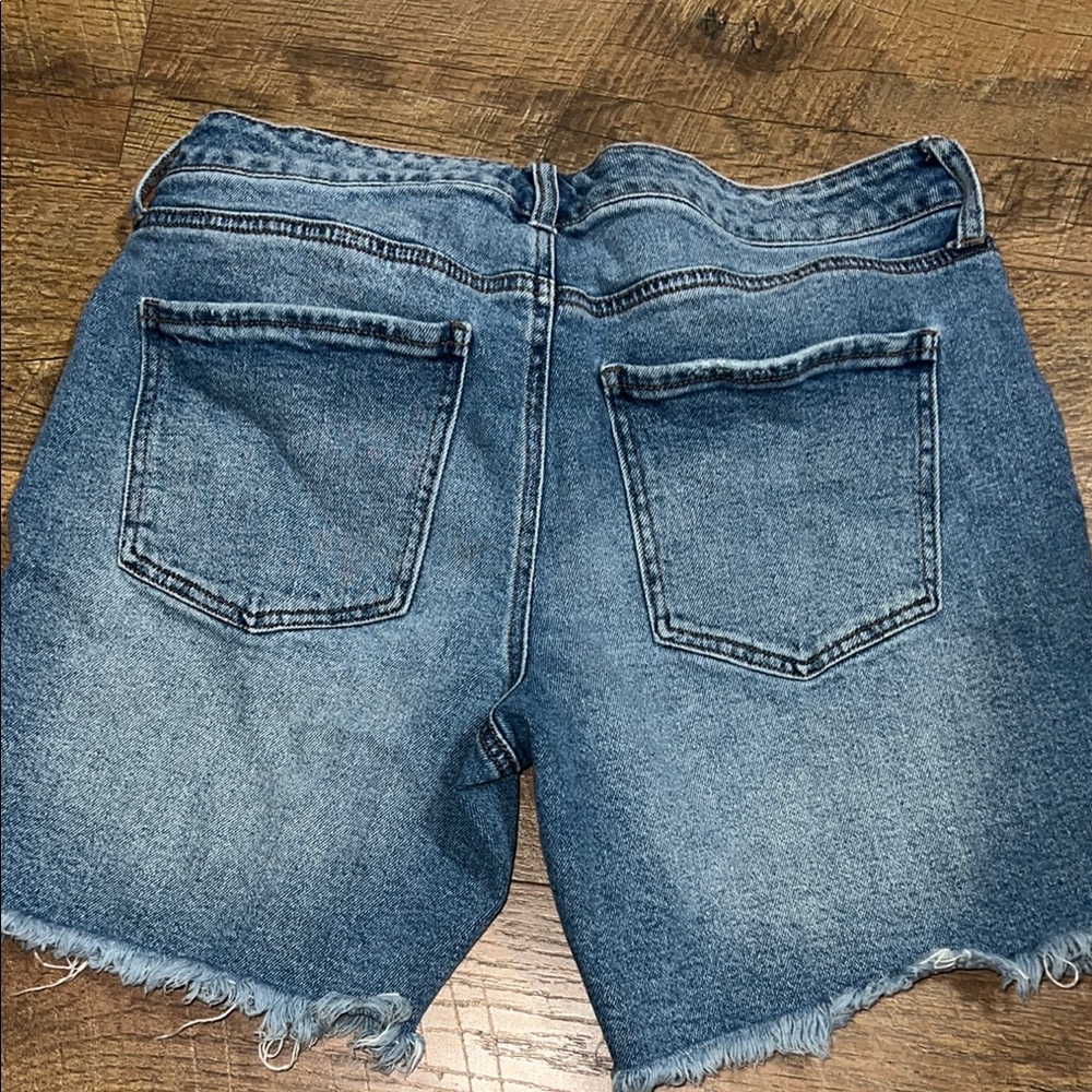 Wonderly Blue Jean Shorts Non-Distressed Cut-Off Size 6 - Picture 5 of 5